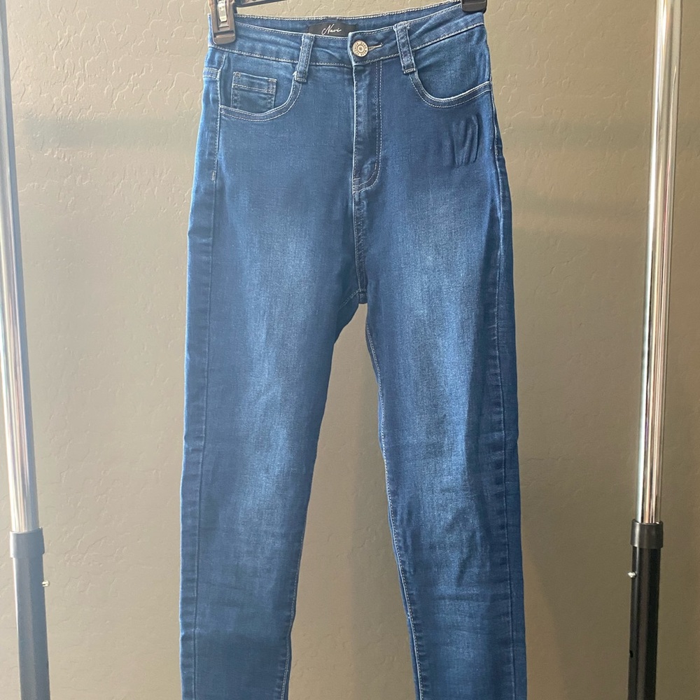 NVGTN - Navishape Dark Wash Jeans - Small